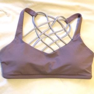 Lululemon sports bra